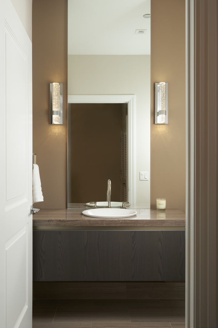 363 East Wacker Drive, Unit 3303 Chicago, IL 60601 - Photo 20 of 31 a bathroom with a sink and a mirror