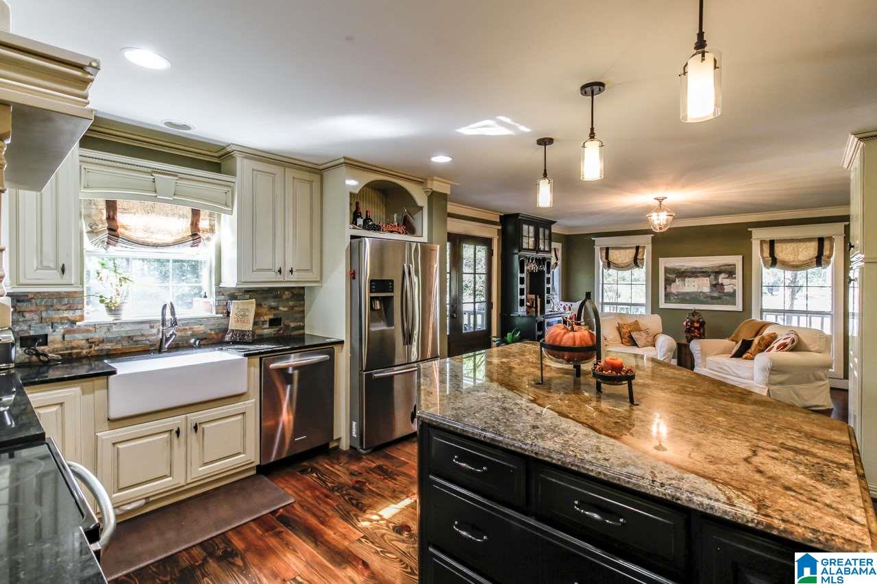 691 Kennedy Road Gardendale, AL 35071 - Photo 15 of 28