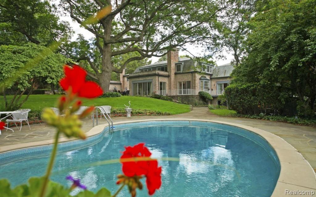 236 Cloverly Road Grosse Pointe, MI 48236 - Photo 27 of 29 43a57880-284d-4f39-8226-c37203517fe3.jpg