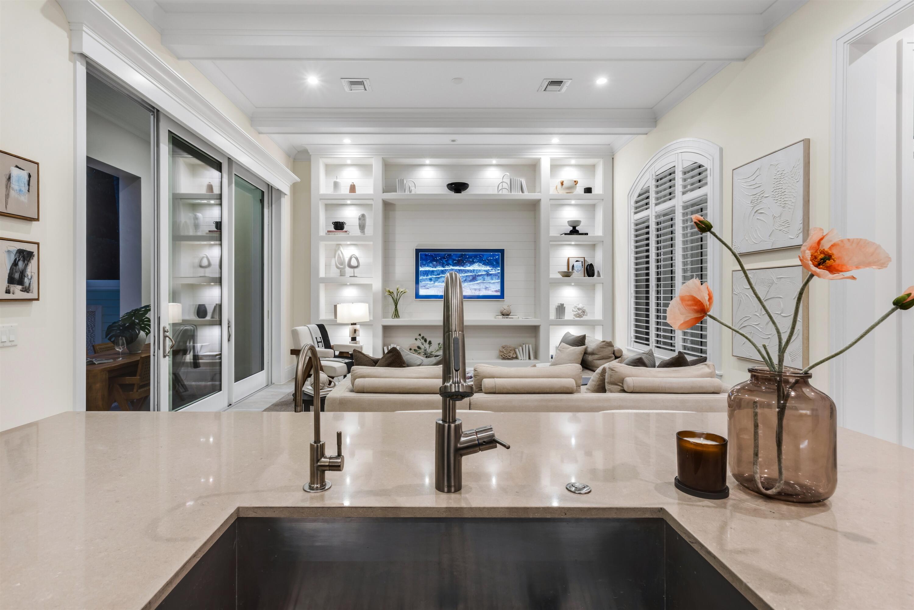 9 Adams Road Ocean Ridge, FL 33435 - Photo 14 of 40 KITCHEN_ISLAND_STRAIGHT_TO_FAMILY_ROOM_E