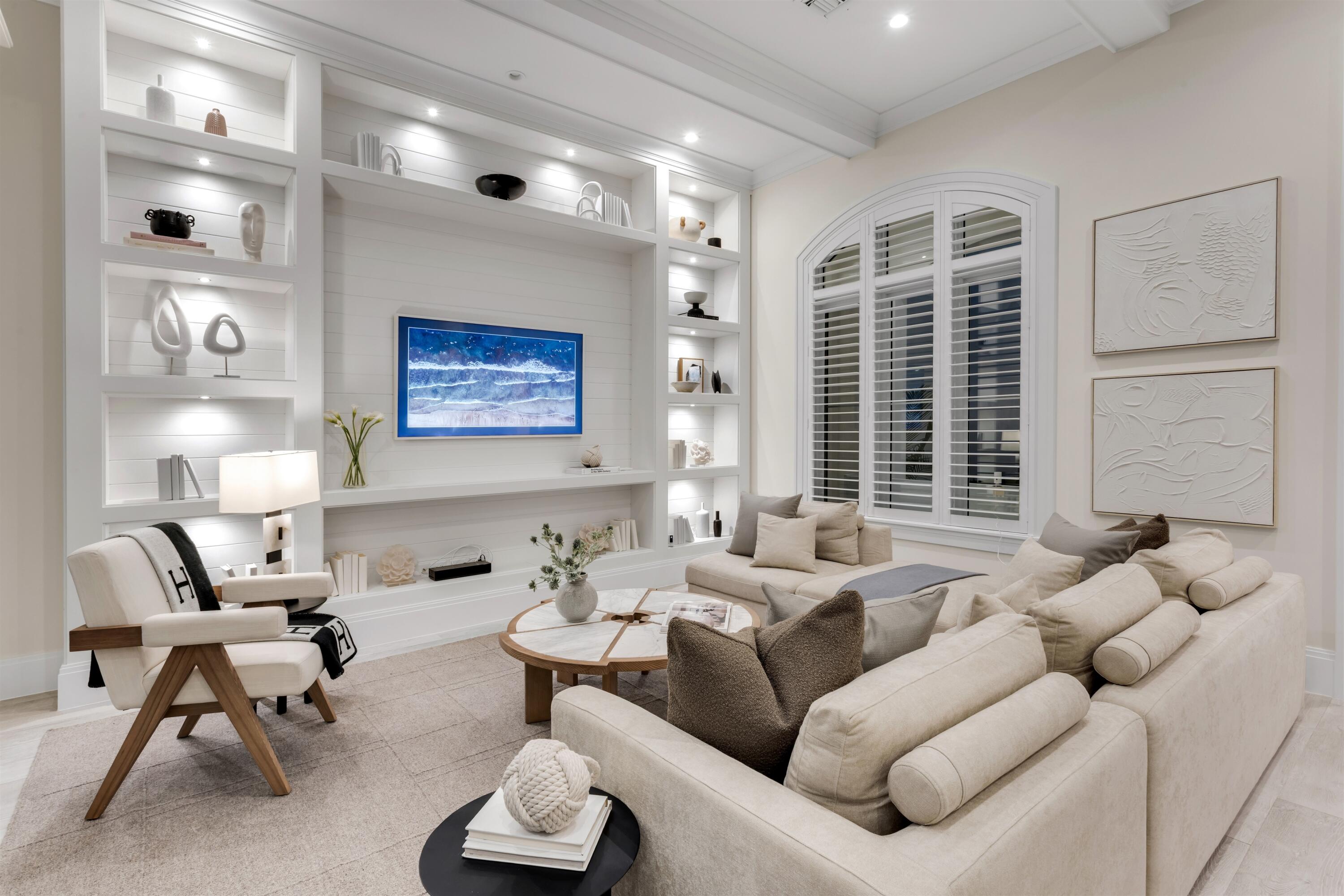 9 Adams Road Ocean Ridge, FL 33435 - Photo 9 of 40 FAMILY_ROOM_LOOKING_OUT_EB