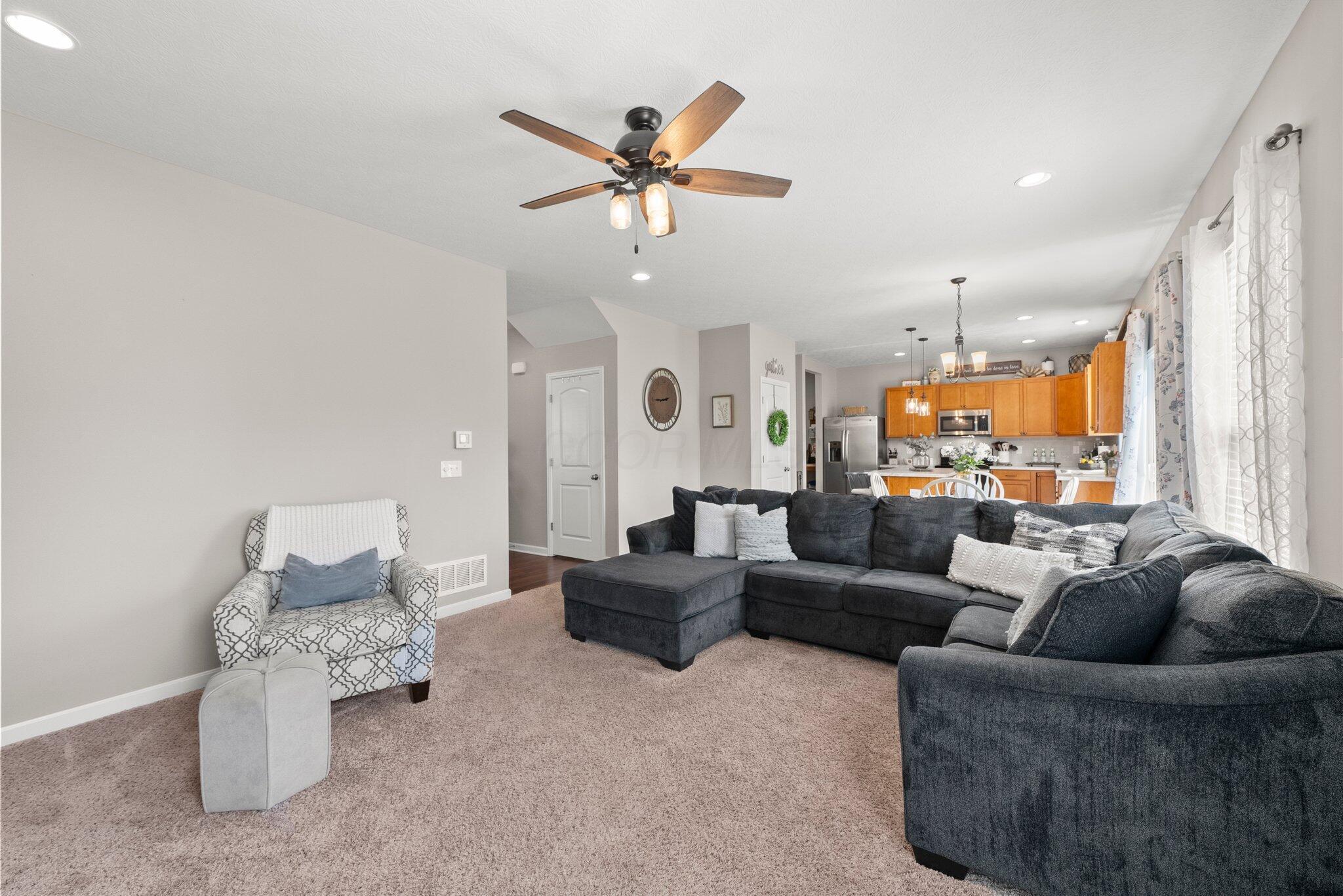 6875 Brooklyn Heights Road Westerville, OH 43081 - Photo 11 of 47 Family room