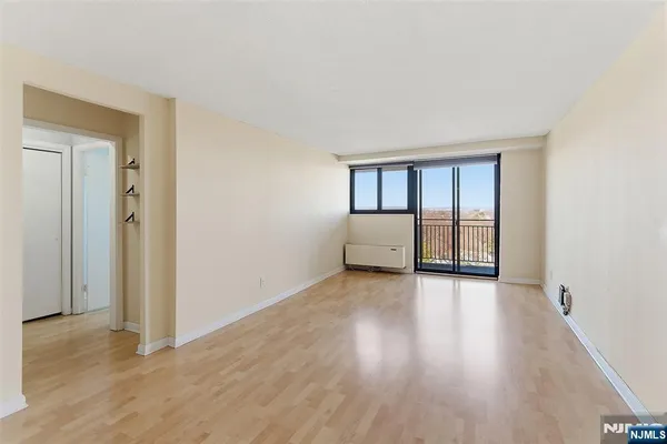 $259,000 | 235 Prospect Avenue, Unit 11A, Hackensack, NJ 07601