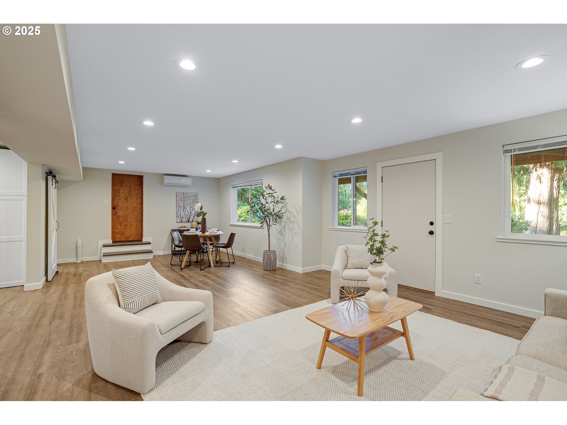 6061 Southwest Prosperity Park Road Tualatin, OR 97062 - Photo 27 of 43 Gallery Image 27