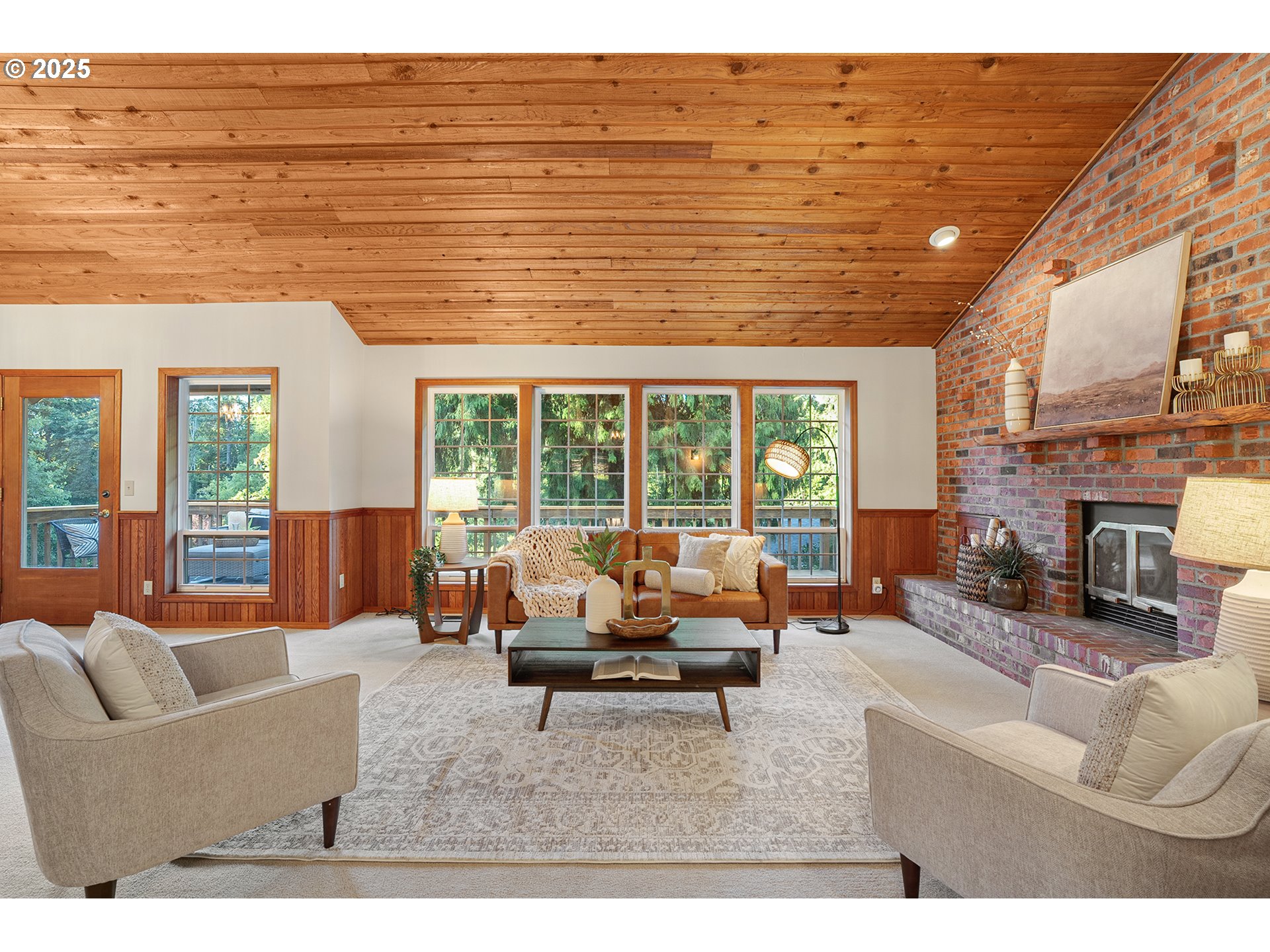 6061 Southwest Prosperity Park Road Tualatin, OR 97062 - Photo 7 of 43 Gallery Image 7