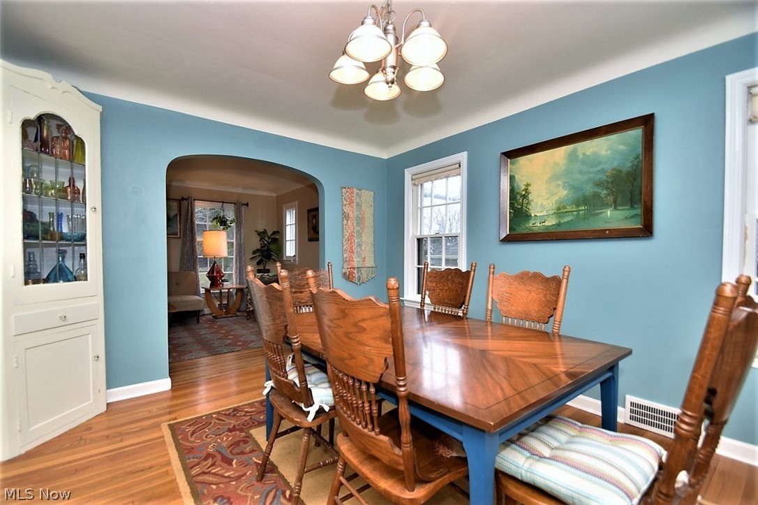 1231 Quilliams Road Cleveland, OH 44121 - Photo 5 of 21