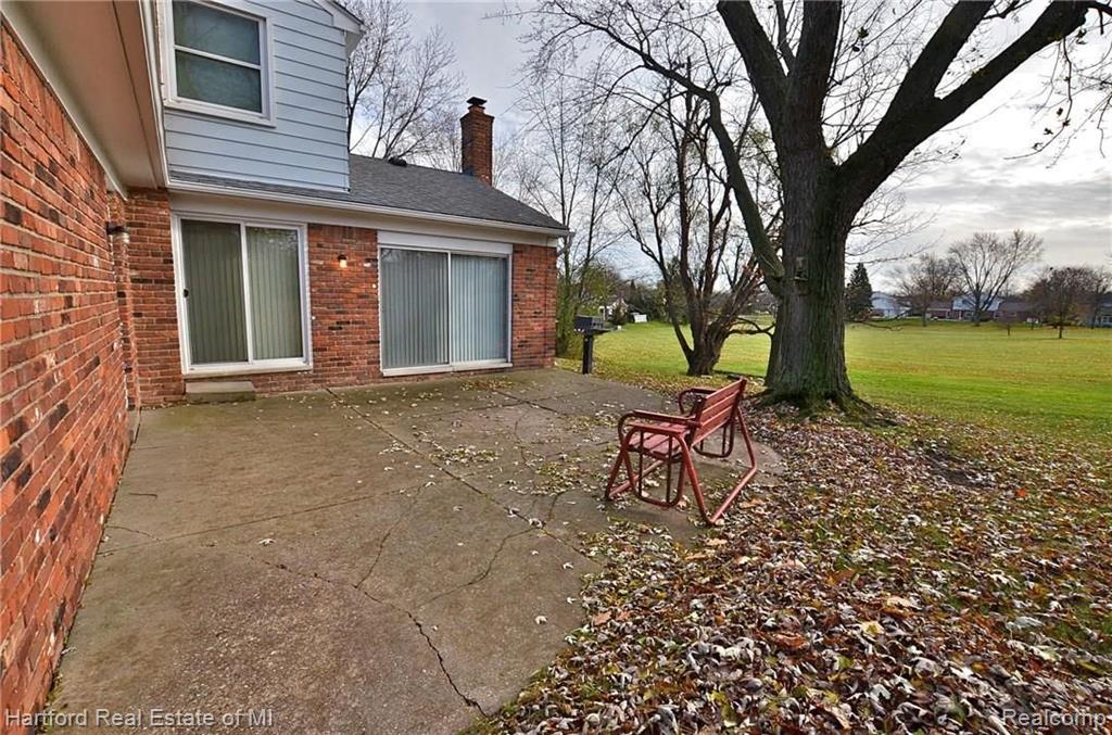 36257 Congress Road Farmington Hills, MI 48335 - Photo 18 of 19