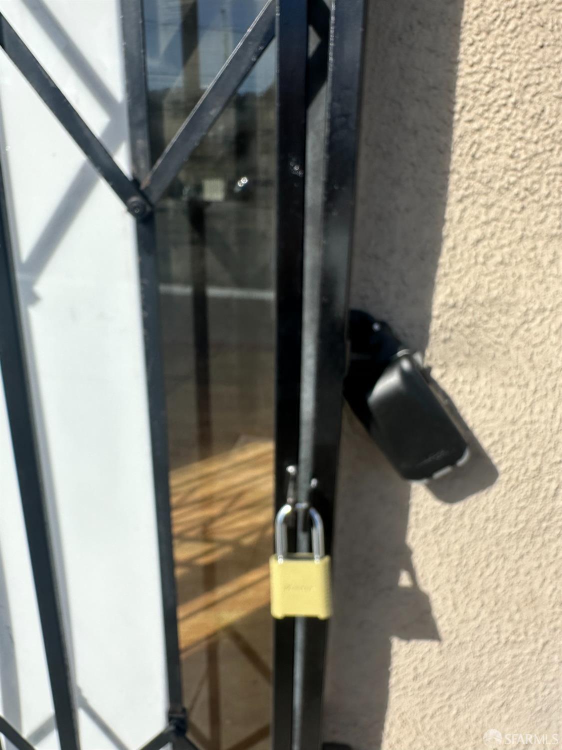 5654 Mission Street San Francisco, CA 94112 - Photo 15 of 15 a bathroom with a shower