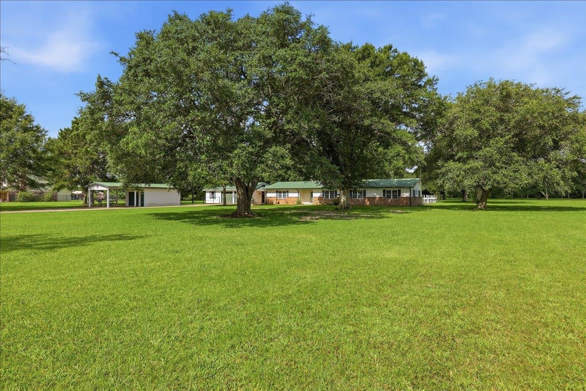 9320 Winzer Road Beaumont, TX 77705 - Photo 3 of 18