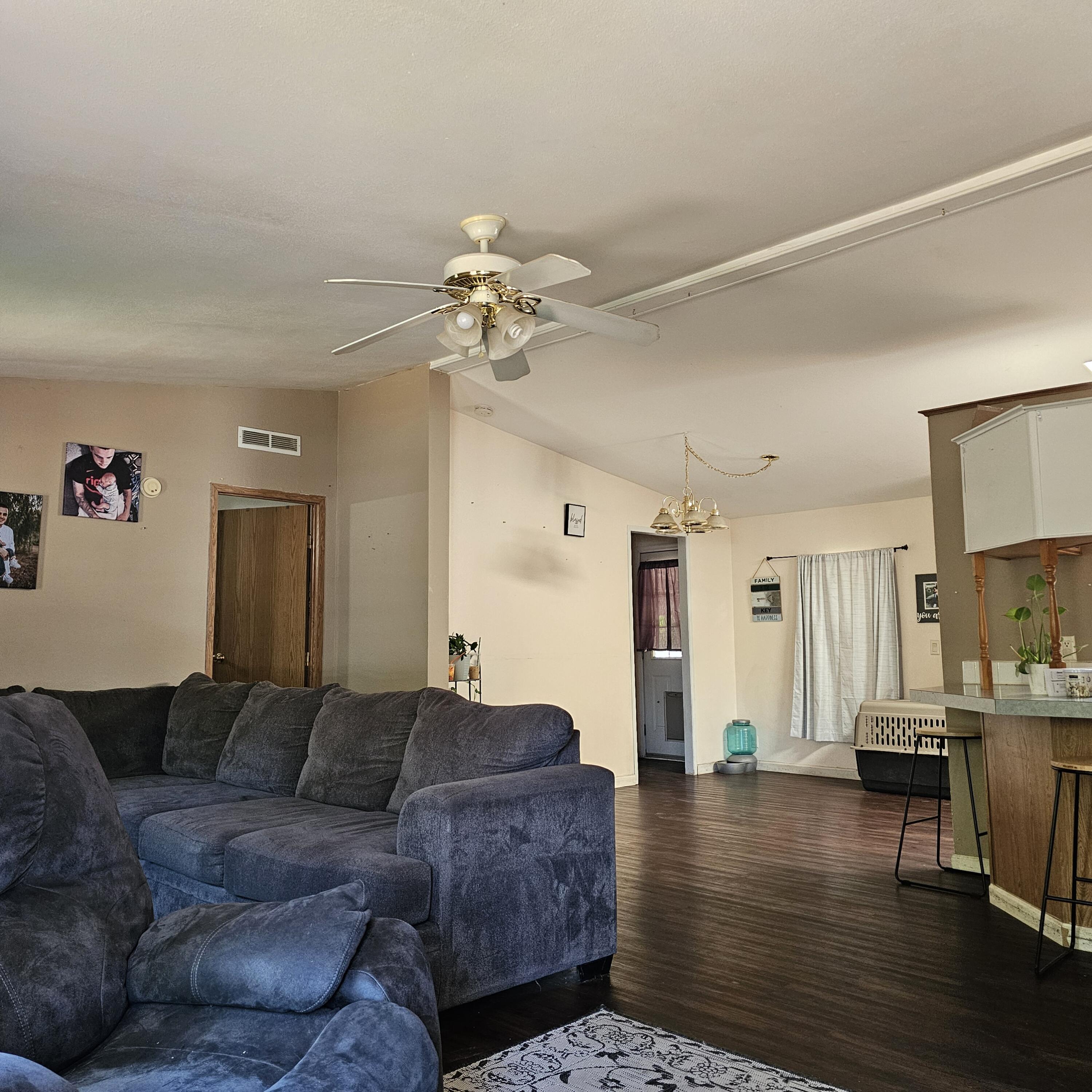 5104 Homedale Road Klamath Falls, OR 97603 - Photo 7 of 38 20250819_133352