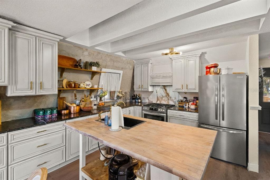 6271 Colony Circle Weeki Wachee, FL 34607 - Photo 20 of 60