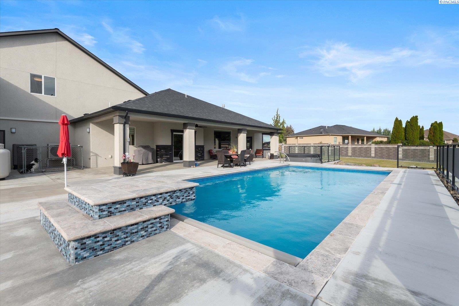 14805 South Ridge View Ln Way Kennewick, WA 99338 - Photo 40 of 46 Gallery Image 40