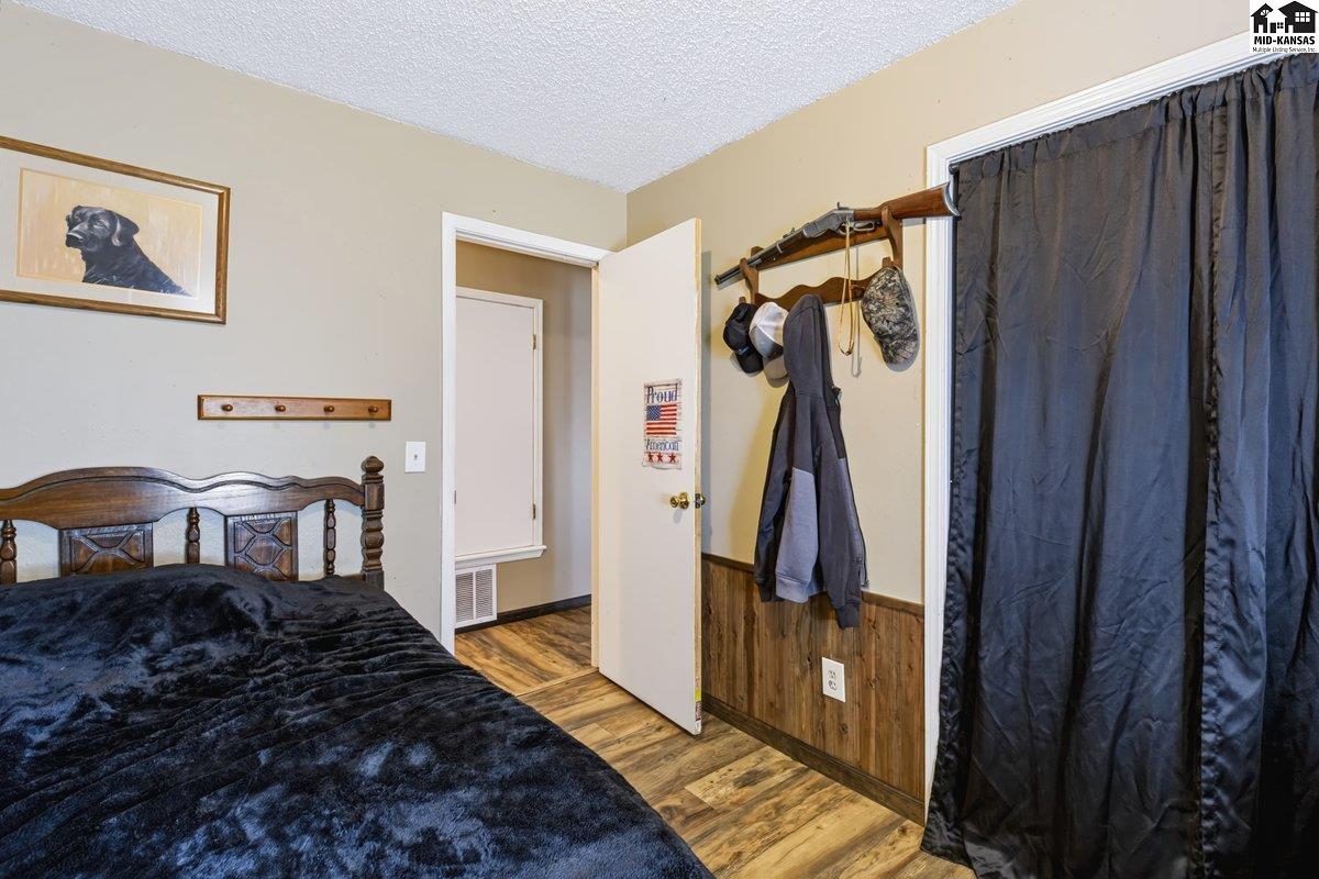 23618 South Dean Road Pretty Prairie, KS 67570 - Photo 14 of 25 Gallery Image 14