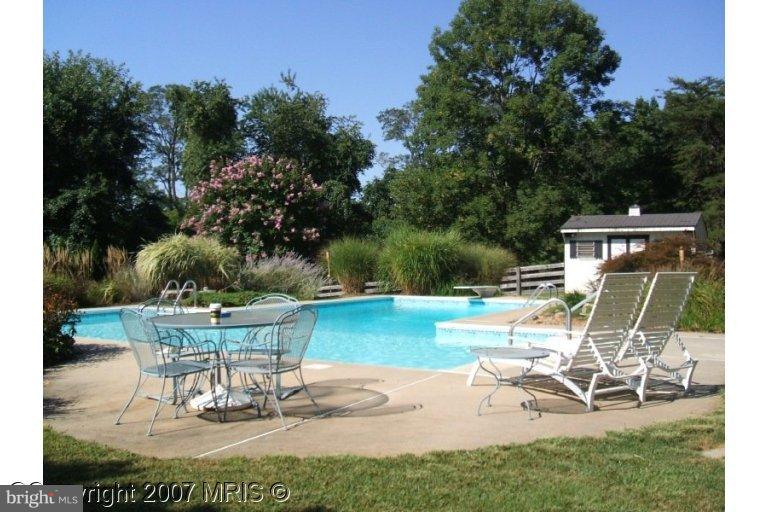 13912 Sunnybrook Road Phoenix, MD 21131 - Photo 3 of 19 Swimming Pool