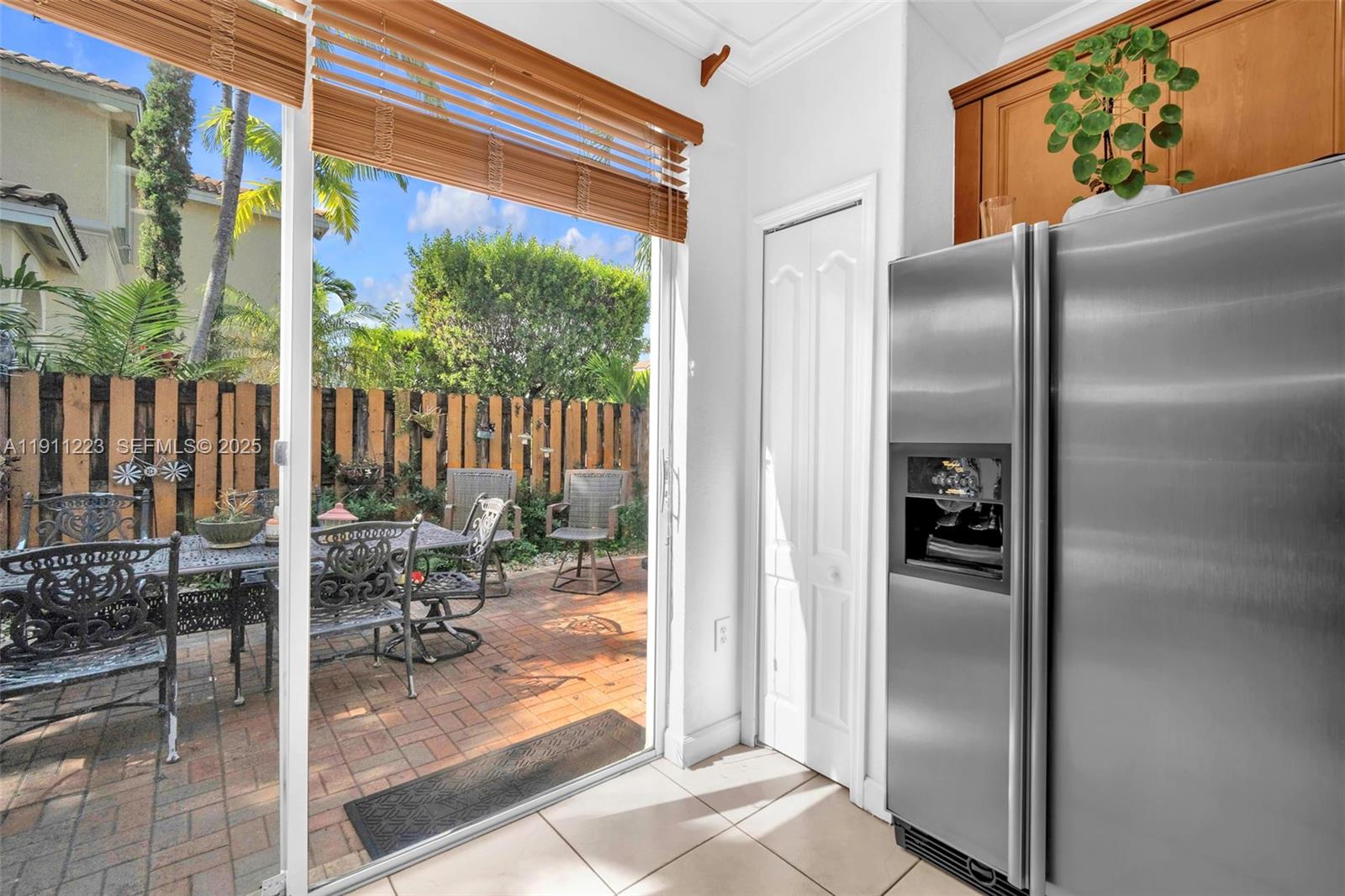 220 Southwest 87th Court Miami, FL 33174 - Photo 18 of 43