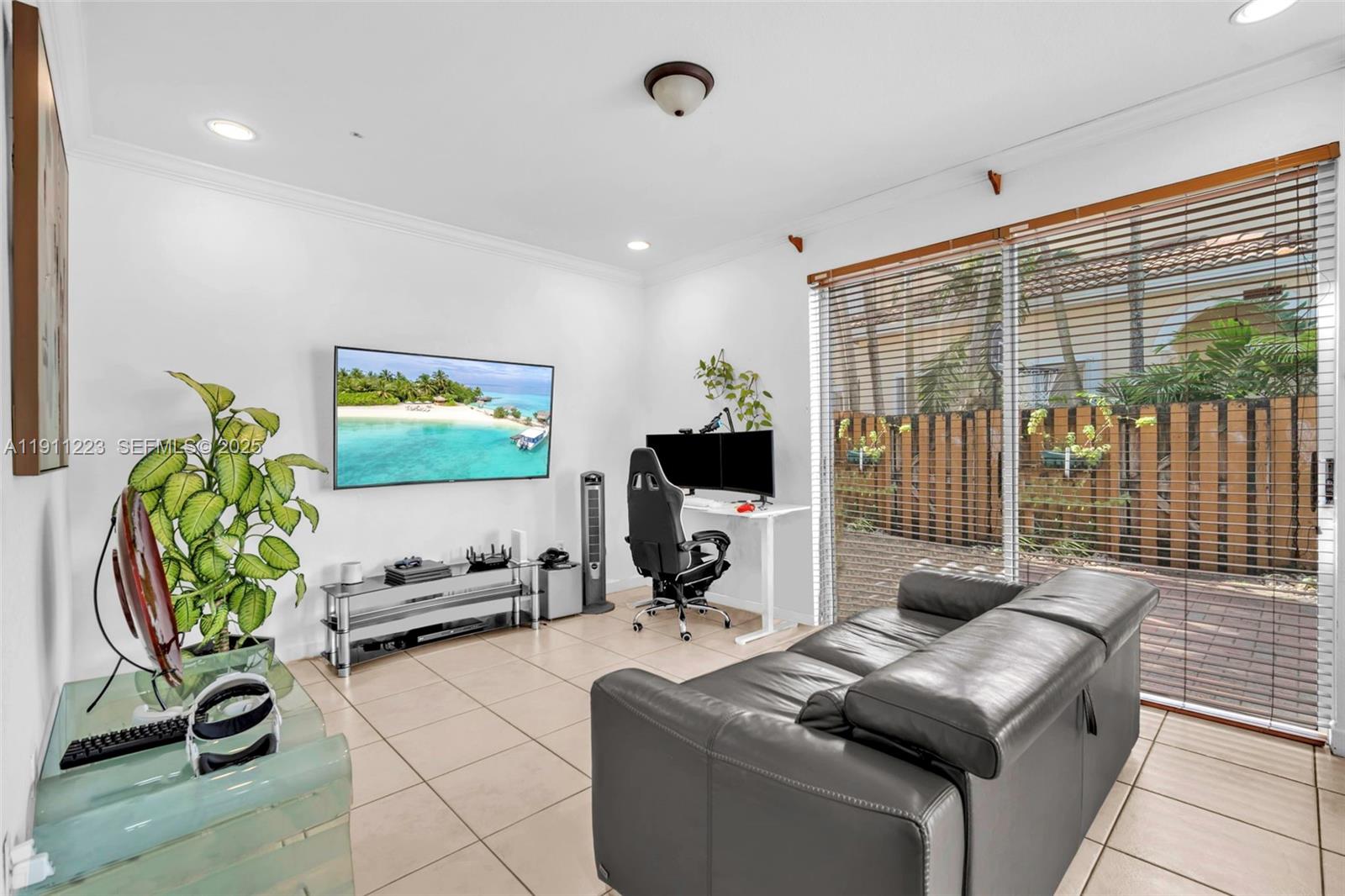 220 Southwest 87th Court Miami, FL 33174 - Photo 21 of 43