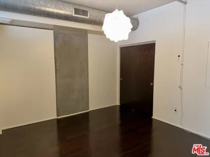 $2,695 | 1100 South Hope Street, Unit 907, Los Angeles, CA 90015