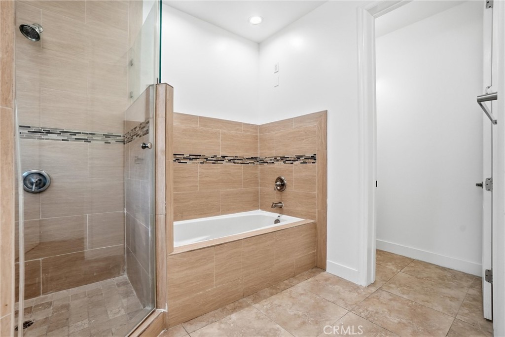 127 West 219th Place Carson, CA 90745 - Photo 40 of 69 Main bedroom bath and shower.