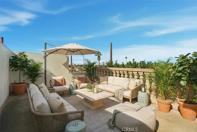 $1,195,000 | 127 West 219th Place, Carson, CA 90745