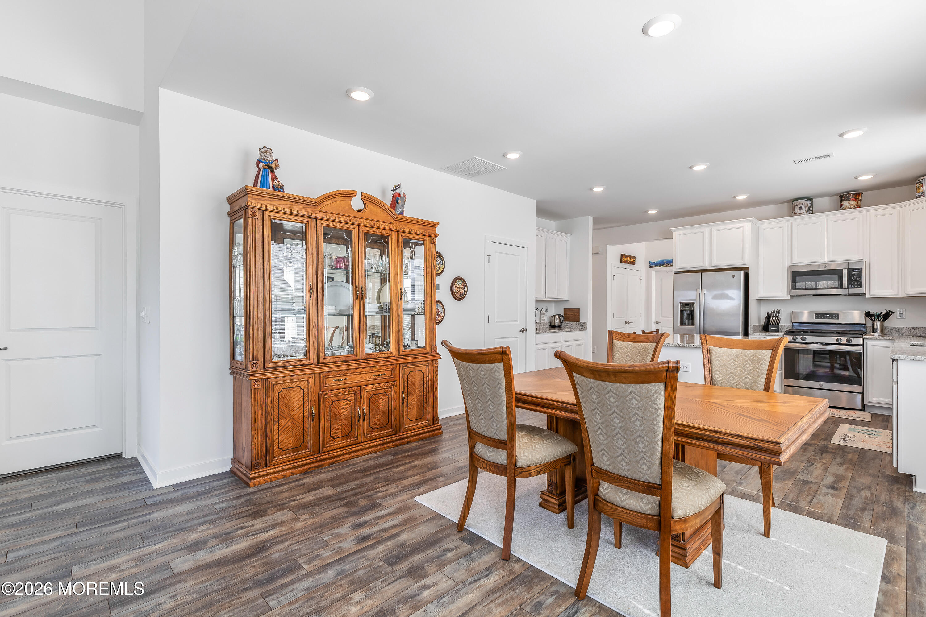 52 Belmont Road New Egypt, NJ 08533 - Photo 9 of 26 52 BELMONT-16