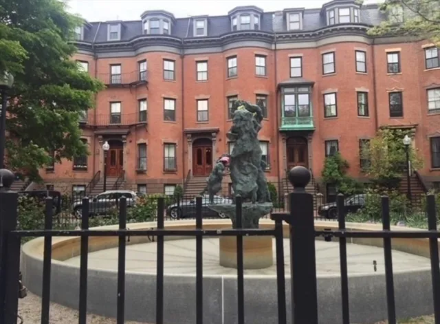 $405,000 | 41 Worcester Square, Unit 1, Boston, MA 02118