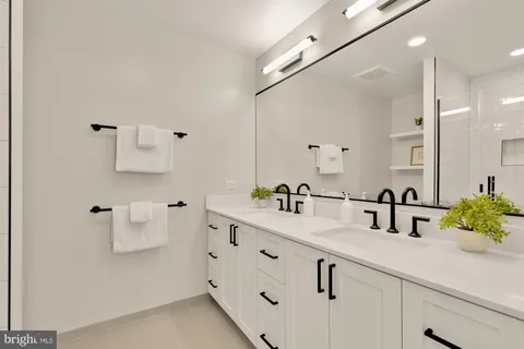 $699,900 | 1211 Van Street Southeast, Unit 718, Washington, DC 20003