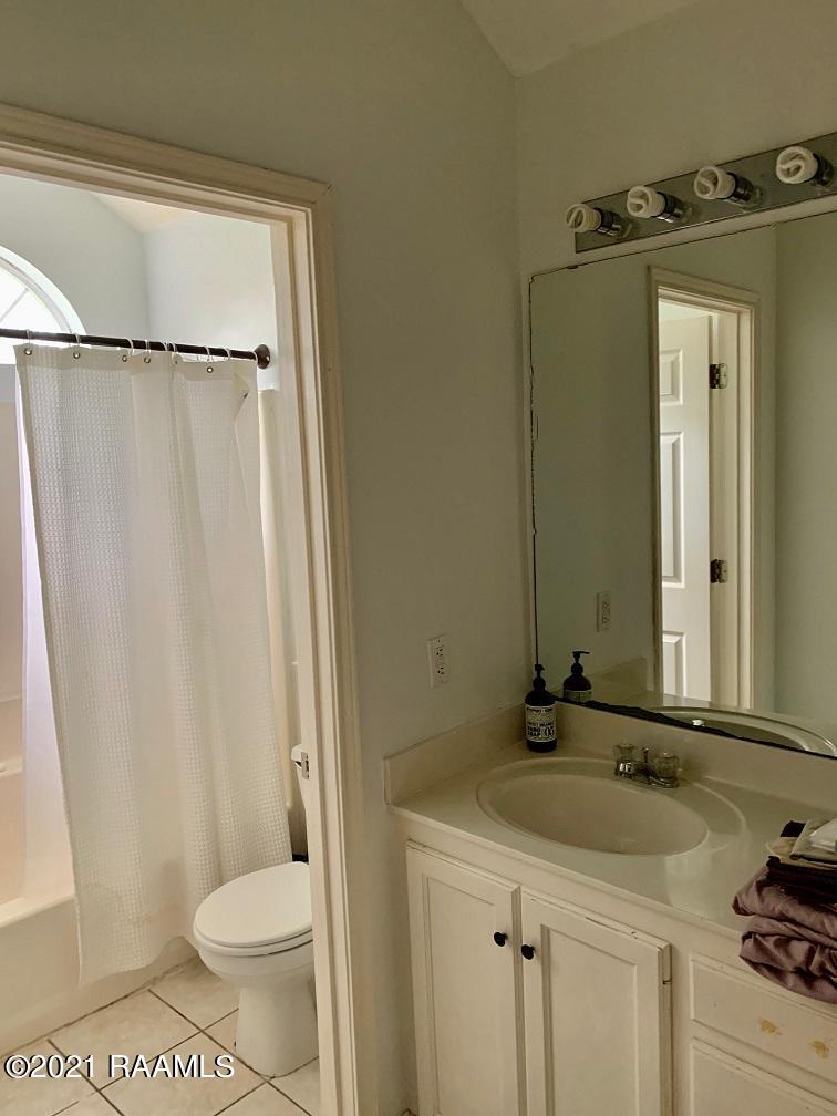 411 Rue Canard Youngsville, LA 70592 - Photo 12 of 20 Gallery Image 12