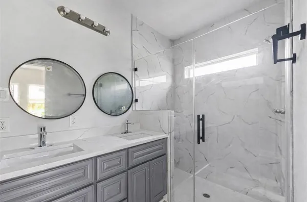 $1,800 | 6010 Bobby Burns Street, Unit B, Houston, TX 77028