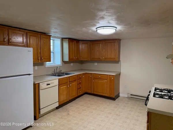$1,350 | 197 Rear Broad Street, Unit 2, Pittston, PA 18640