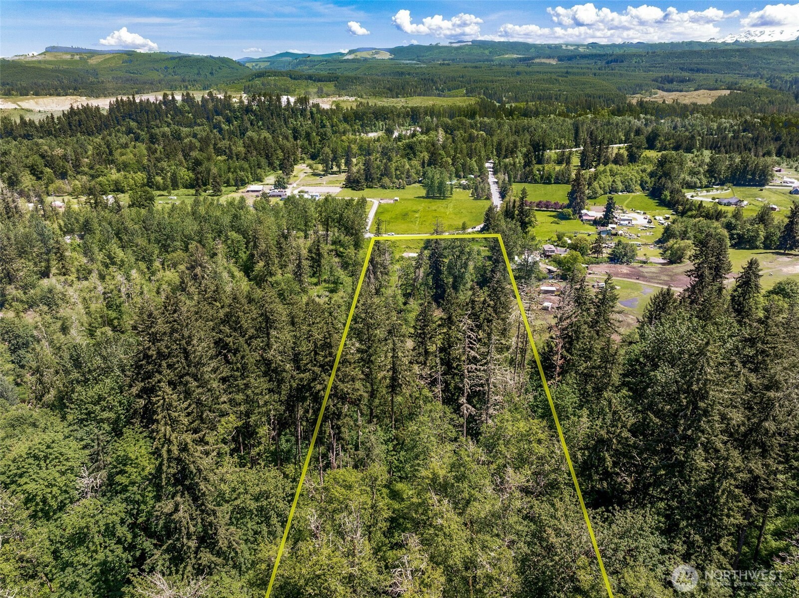 27112 Orville Road East Orting, WA 98360 - Photo 13 of 21