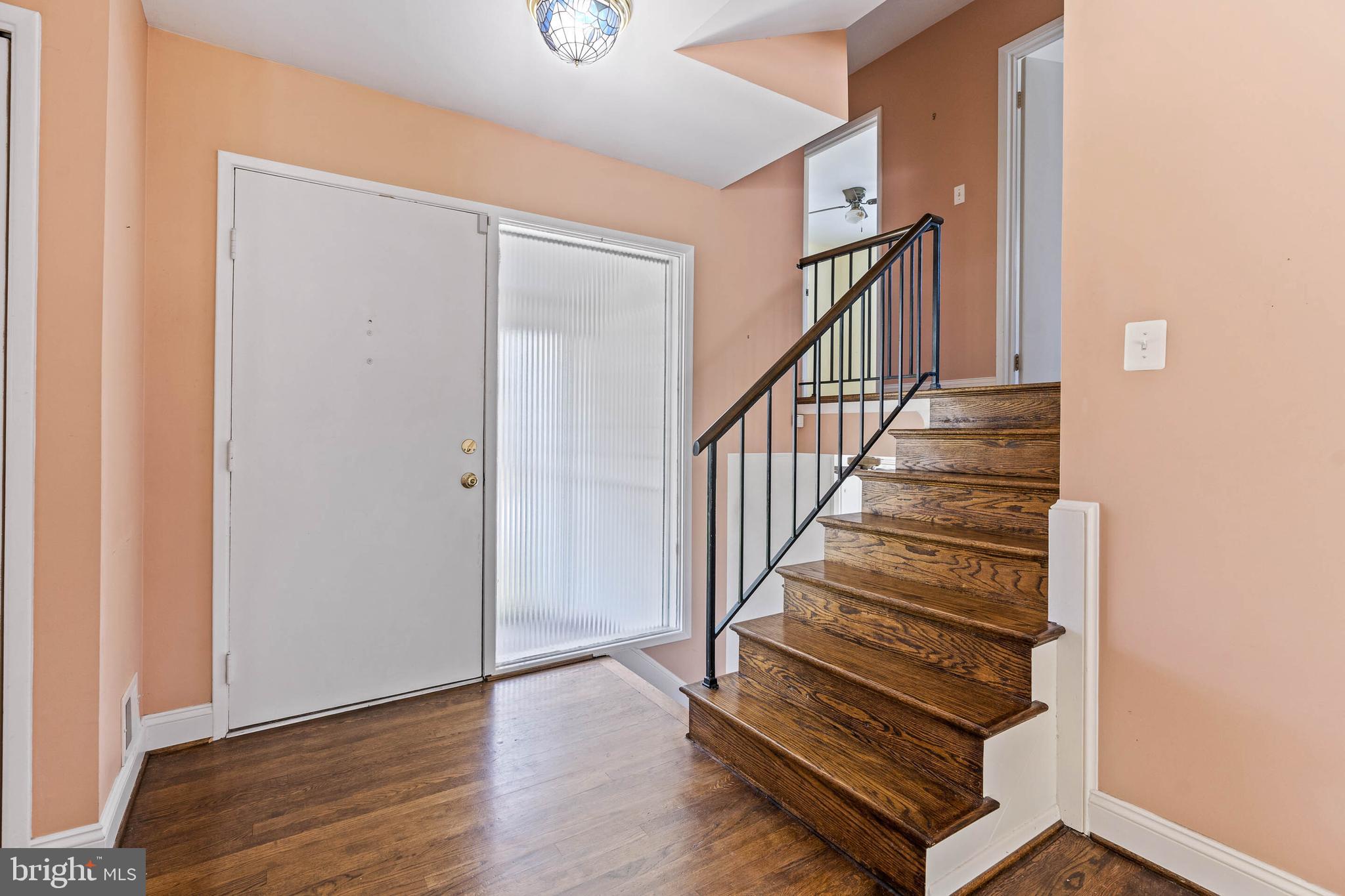 4120 Roberts Road Fairfax, VA 22030 - Photo 6 of 37 Entrance Foyer