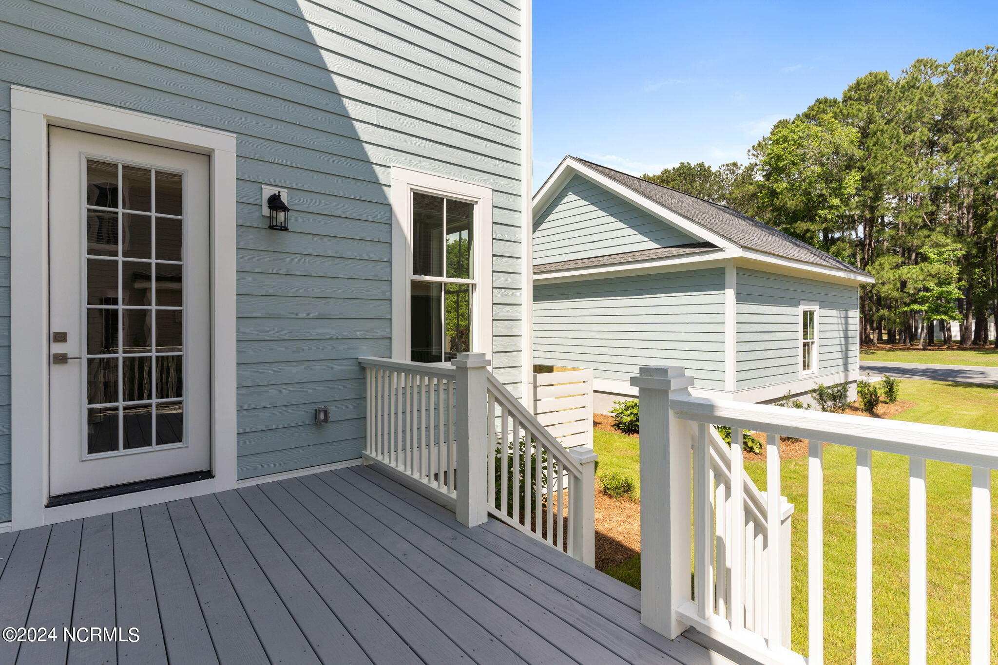 9286 West Lake Road Calabash, NC 28467 - Photo 11 of 70 GRILLING DECK