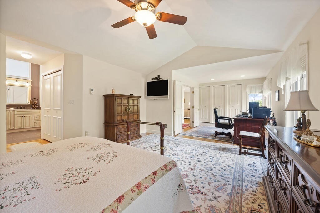 7 Wainwright Road, Unit 37 Winchester, MA 01890 - Photo 19 of 39 Gallery Image 19