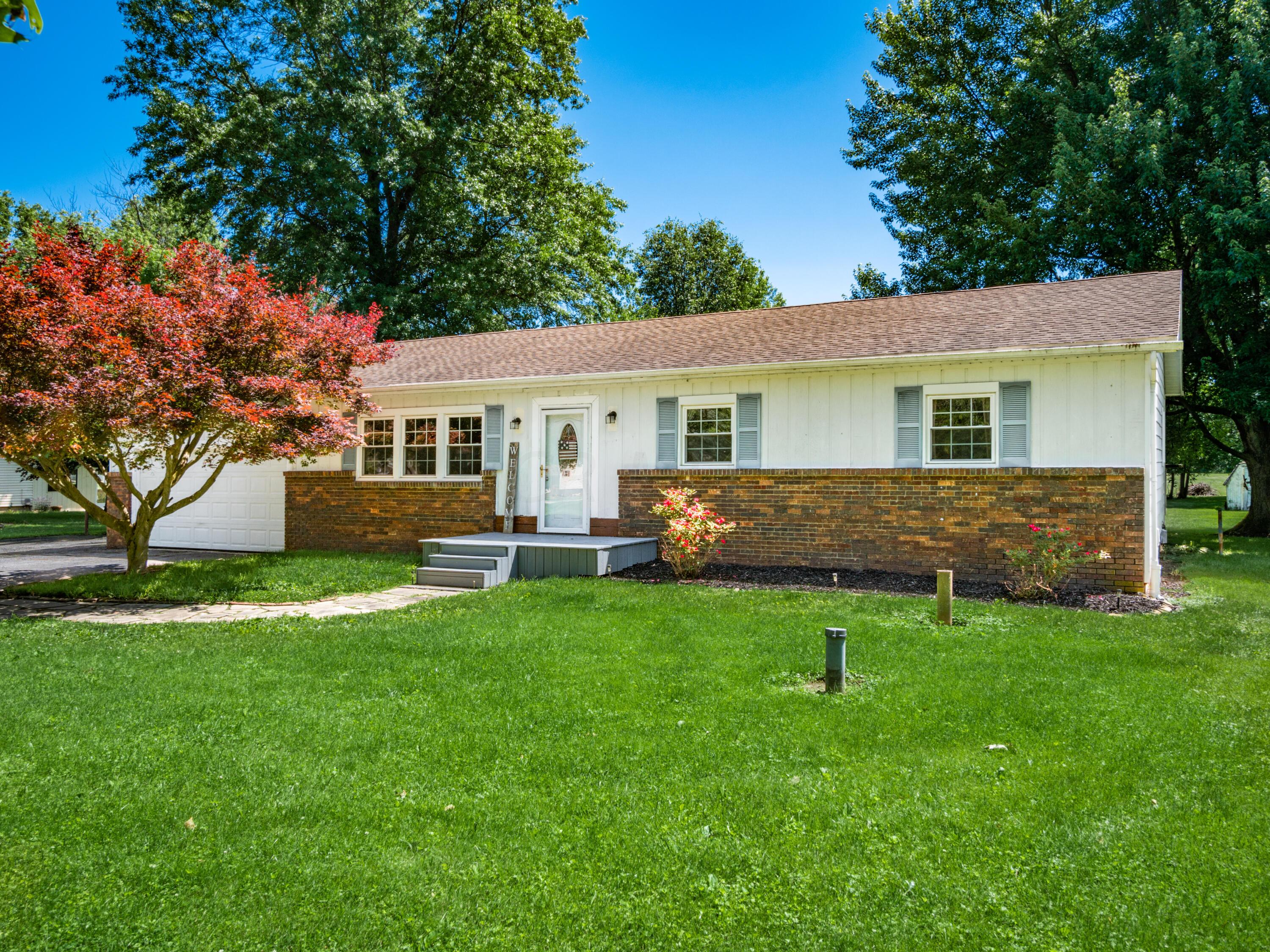 790 Claridon-Northern Road Caledonia, OH 43314 - Photo 2 of 40 C_-_790_Claridon-Northern_082-2