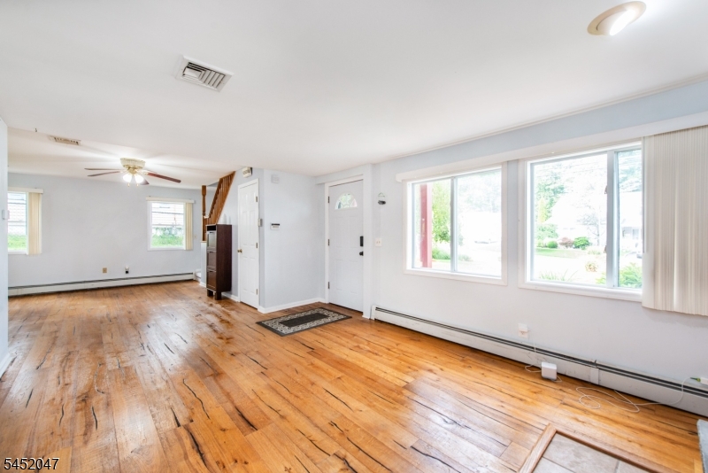 78 Wiltop Road Netcong, NJ 07857 - Photo 3 of 22 Gallery Image 3
