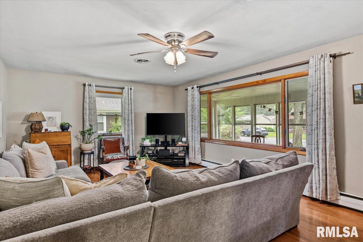 3300 South 2nd Street Springfield, IL 62703 - Photo 7 of 49