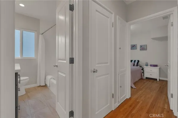 $999,999 | 3827 Lomina Avenue, Long Beach, CA 90808