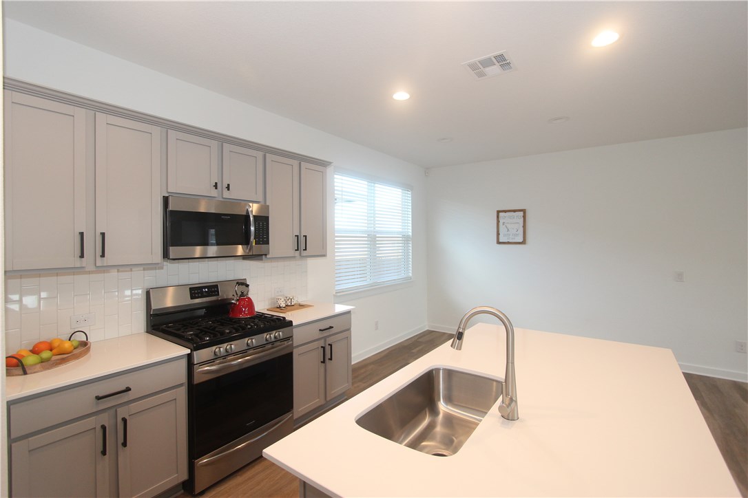 100 Century Plant Road Leander, TX 78641 - Photo 8 of 36