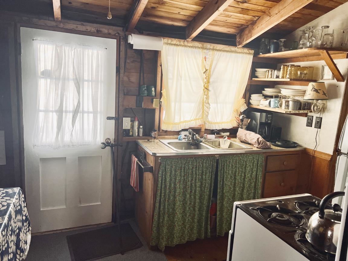 32-36 Cottage Road Bristol, NH 03222 - Photo 5 of 28