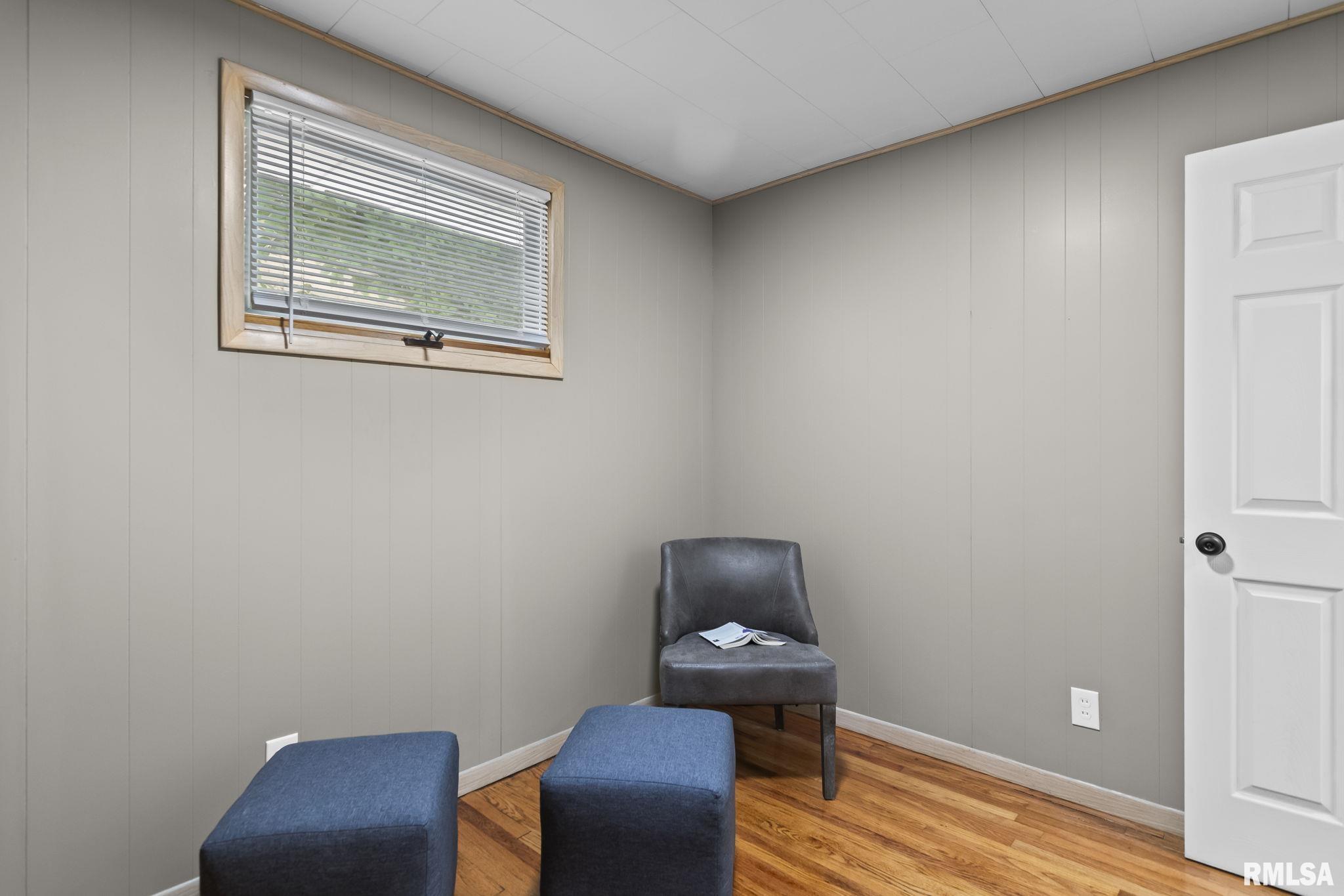 917 Cleveland Avenue Springfield, IL 62704 - Photo 22 of 35
