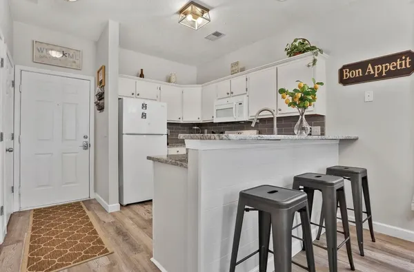 $1,500 | 504 River Oaks Drive, Unit 57B, Myrtle Beach, SC 29579