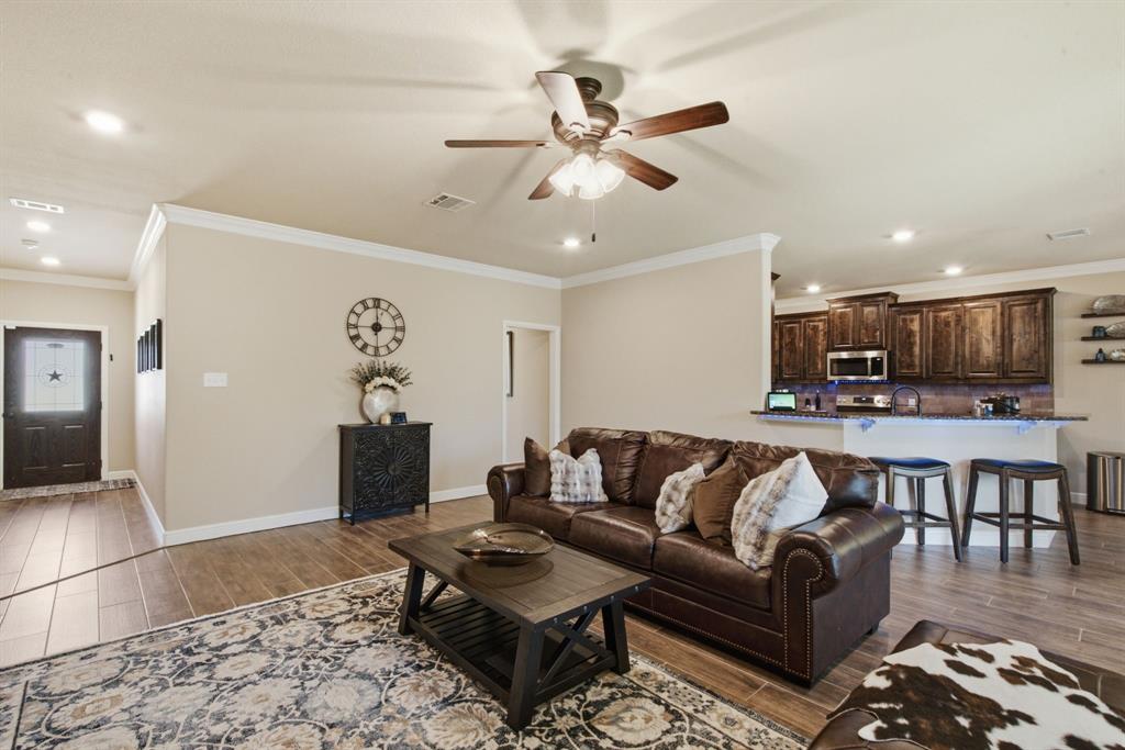 223 Cottongame Road Weatherford, TX 76088 - Photo 9 of 39