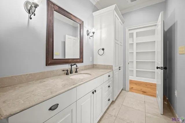 $740,000 | 4268 Arrowhead Street, Baton Rouge, LA 70808