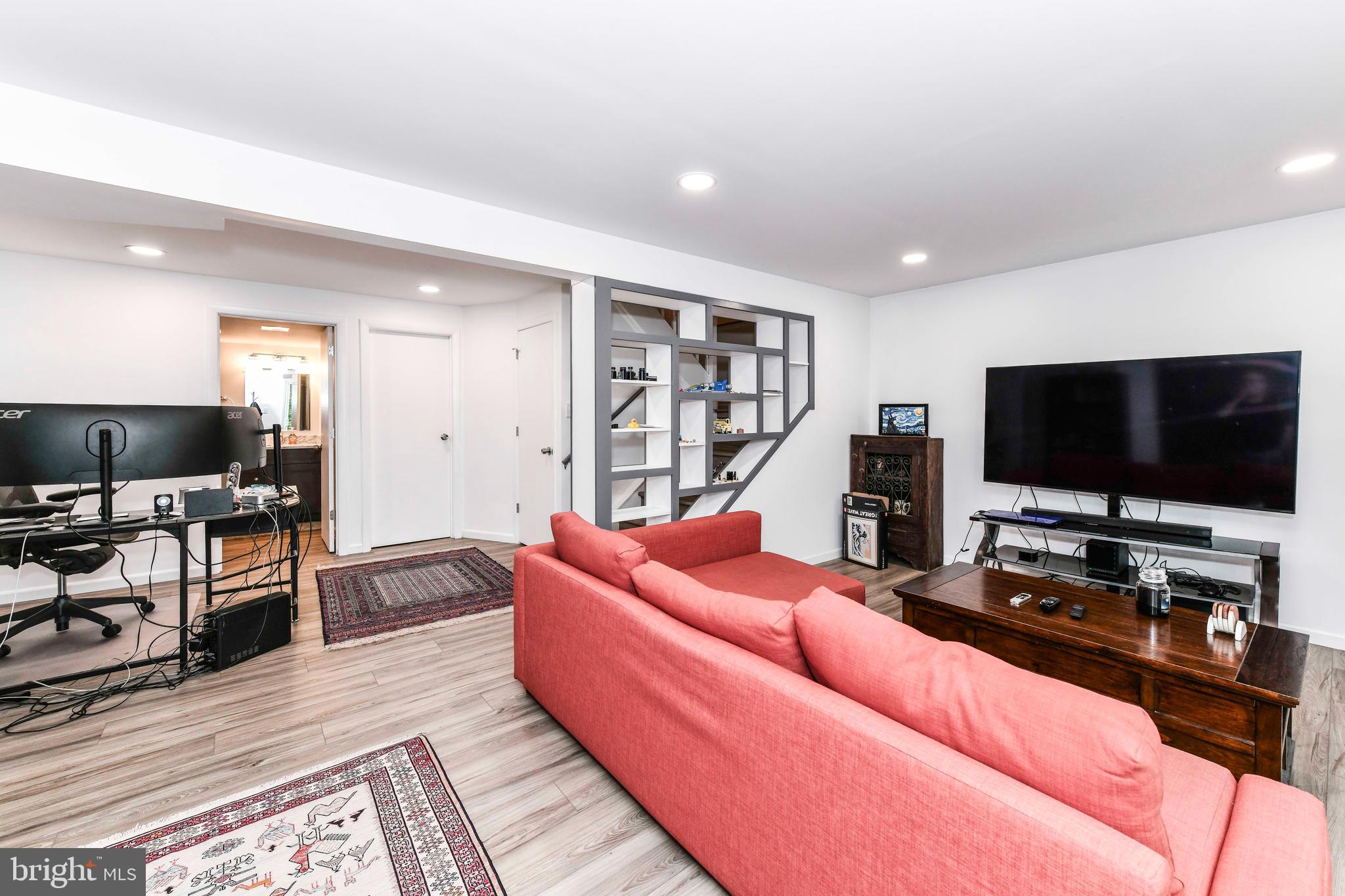 6250 Hillside Road Springfield, VA 22152 - Photo 15 of 24