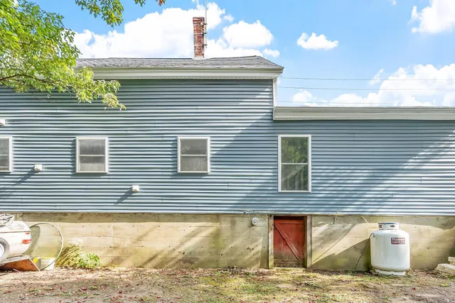 $2,300 | 51 Island Street, Unit B, Wilton, NH 03086