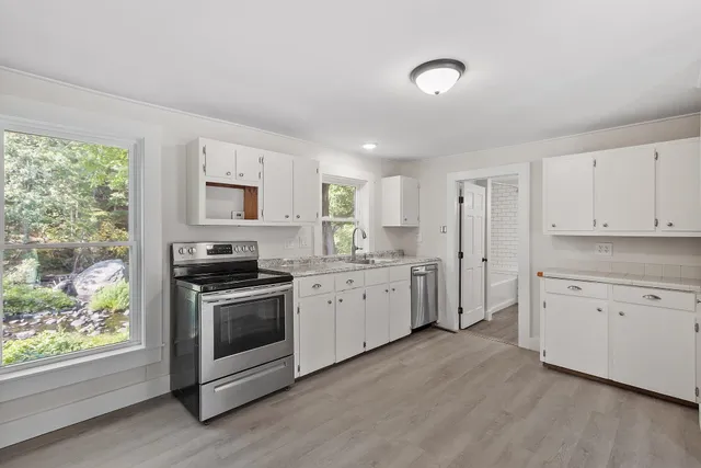 $2,300 | 51 Island Street, Unit B, Wilton, NH 03086