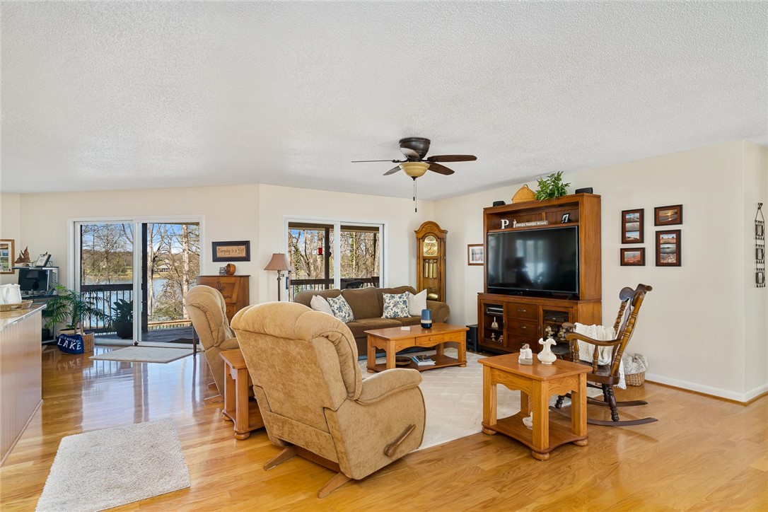 1300 Hunters Trail Anderson, SC 29625 - Photo 10 of 50 Gallery Image 10