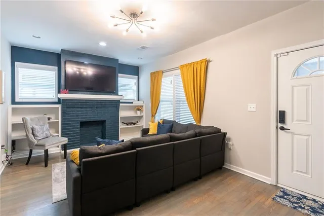 $2,500 | 864 Dill Avenue Southwest, Atlanta, GA 30310