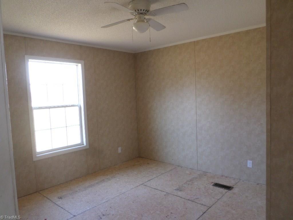 1610 Eldora Road Ararat, NC 27007 - Photo 11 of 14 Gallery Image 11
