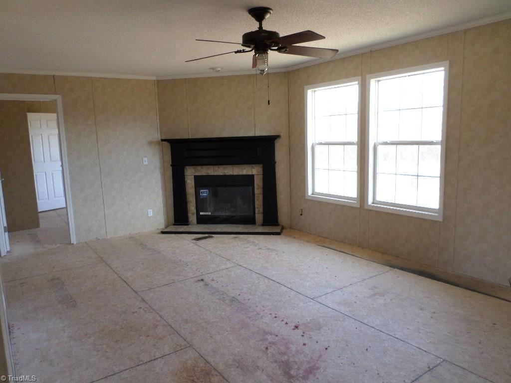 1610 Eldora Road Ararat, NC 27007 - Photo 7 of 14 Gallery Image 7